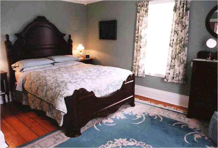 Royal Manor Bed & Breakfast Ниагара-он-те-Лейк Номер фото