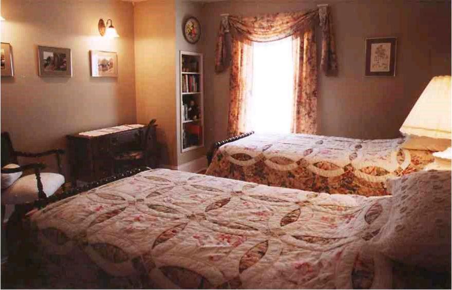 Royal Manor Bed & Breakfast Ниагара-он-те-Лейк Номер фото